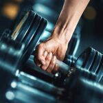Aprovecha los beneficios de entrenar pesas