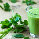 Aprovecha los beneficios del zumo de perejil