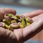 Aprovecha los beneficios nocturnos de los pistachos