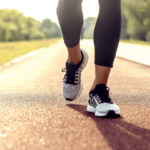 Los múltiples beneficios de caminar para tu cuerpo
