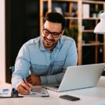 Maximiza tu potencial: beneficios de estudiar y trabajar