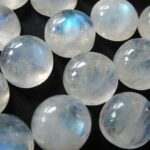 Beneficios de la piedra lunar