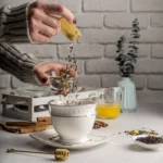 Beneficios sorprendentes del té negro en tu desayuno