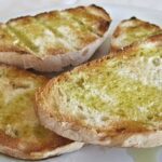 Mejora tu día con pan y aceite