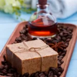 Mejora tu piel con el poder del jabón de café