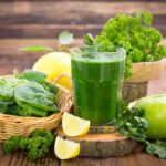 Potencia tu día con jugos verdes en ayunas