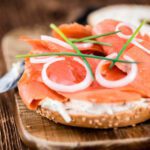 Potencia tu dieta con los beneficios del salmón ahumado