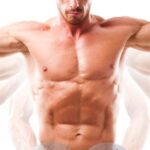 Potencia tus entrenamientos con mancuernas en las manos