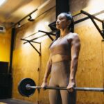Potencia tus resultados: beneficios de levantar pesas