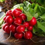 Rabanitos crudos: ¡sabrosos y llenos de beneficios!