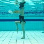 Salud y bienestar: los beneficios de caminar en la piscina