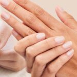 Secretos de belleza con aceite de ricino para las uñas