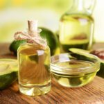 Secretos del aceite de aguacate para un cabello radiante