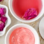 Secretos del agua de rosas para un cabello radiante