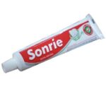 Sonríe con los beneficios de la pasta dental